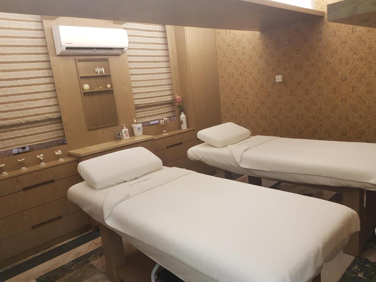 Maximus Hotel Byblos photo