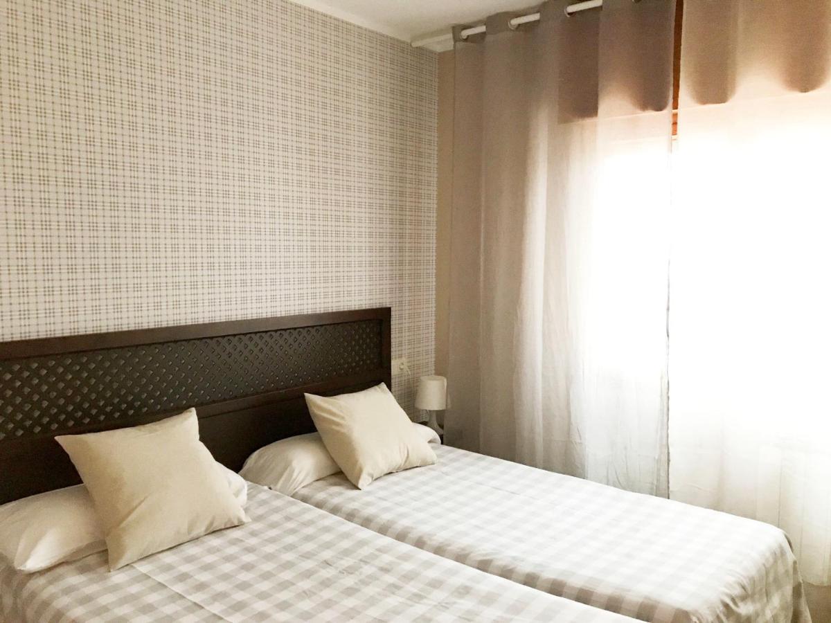APARTAMENTOS CENTRO RIBADESELLA, Ribadesella – Updated 2022 ...