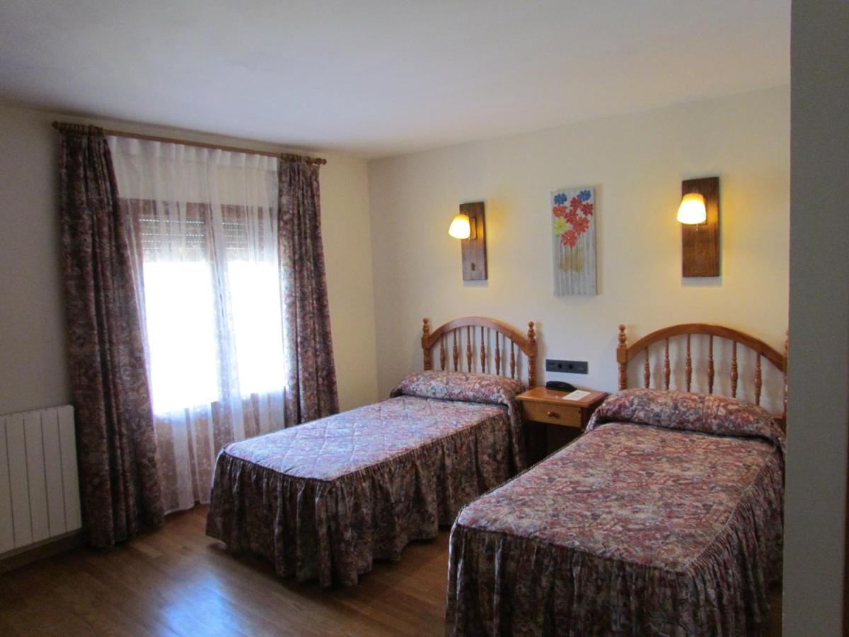 Hotel Las Nieves, Linás de Broto – Precios actualizados 2022