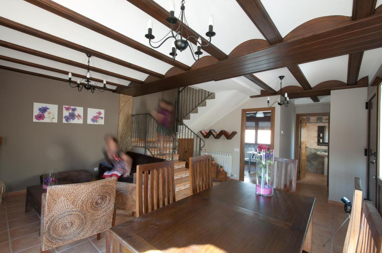 Apartma Casadelagloria (ES Fuentes Claras) - Booking.com