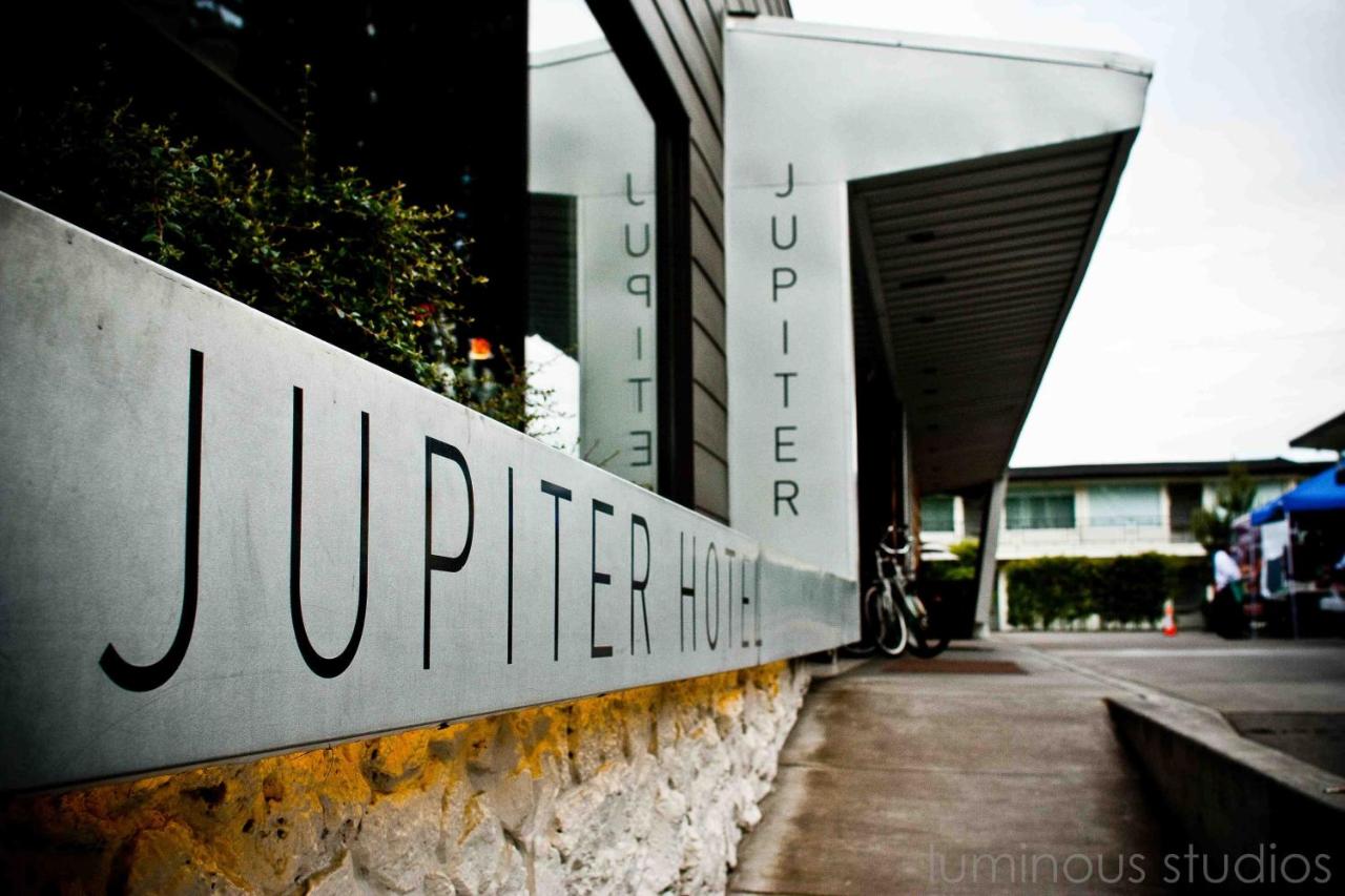 Jupiter Hotel — photo 9