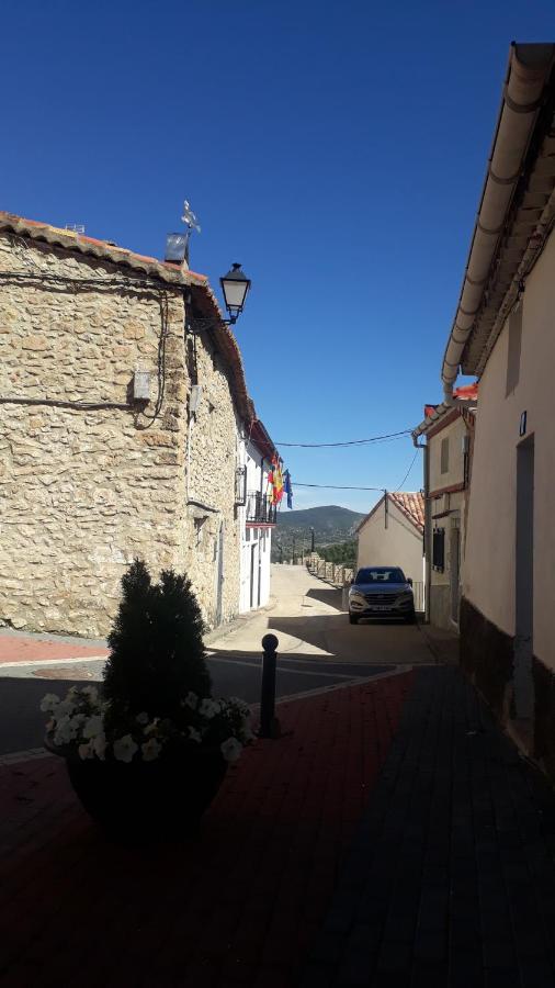Pension Hostal de Montaña Ojos del Cabriel (Spanje El ...