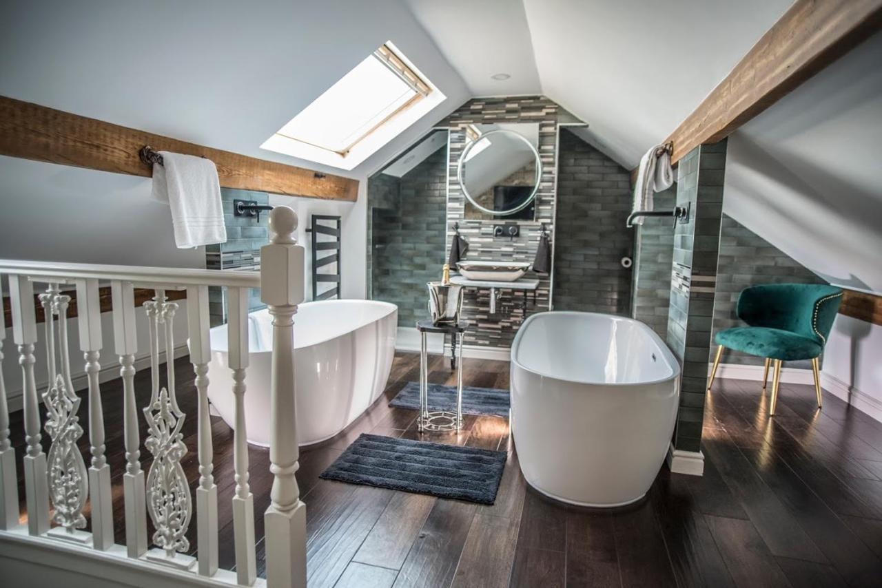 Arthur's Suite