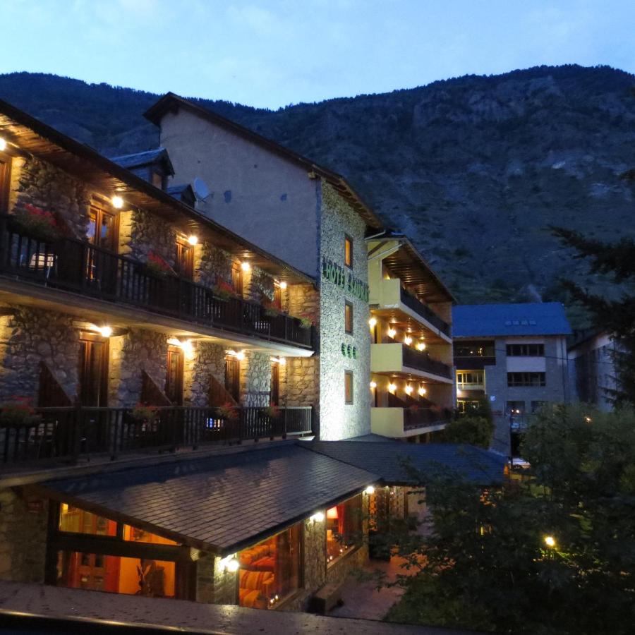 Hotel Saurat, Espota – aktuālās 2022. gada cenas
