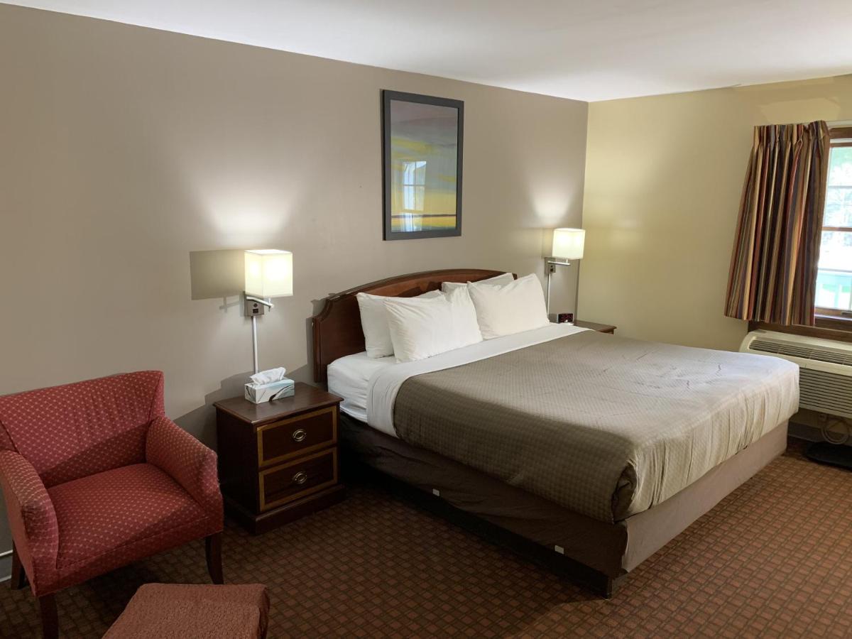 Americas Best Value Inn Scarborough Portland — photo 15