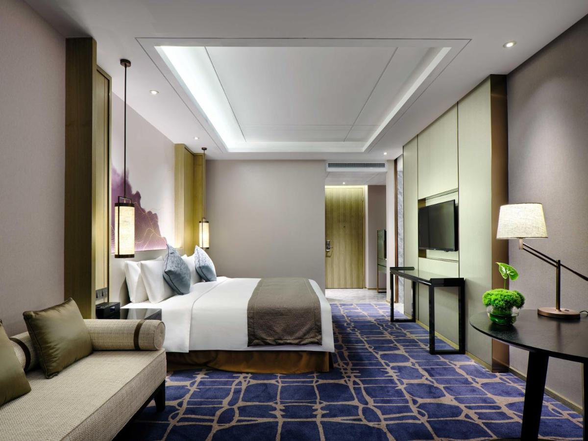 Primus Hotel Shanghai Sanjiagang - Offer Pudong International Airport and Disney shuttle photo