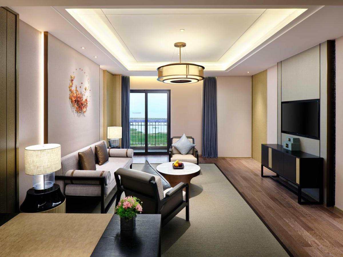 Primus Hotel Shanghai Sanjiagang - Offer Pudong International Airport and Disney shuttle photo