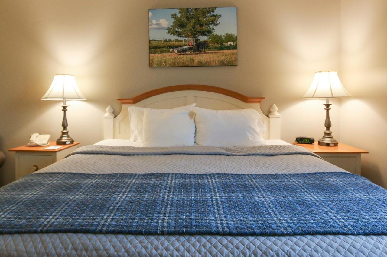 Blue Gate Garden Inn — photo 16
