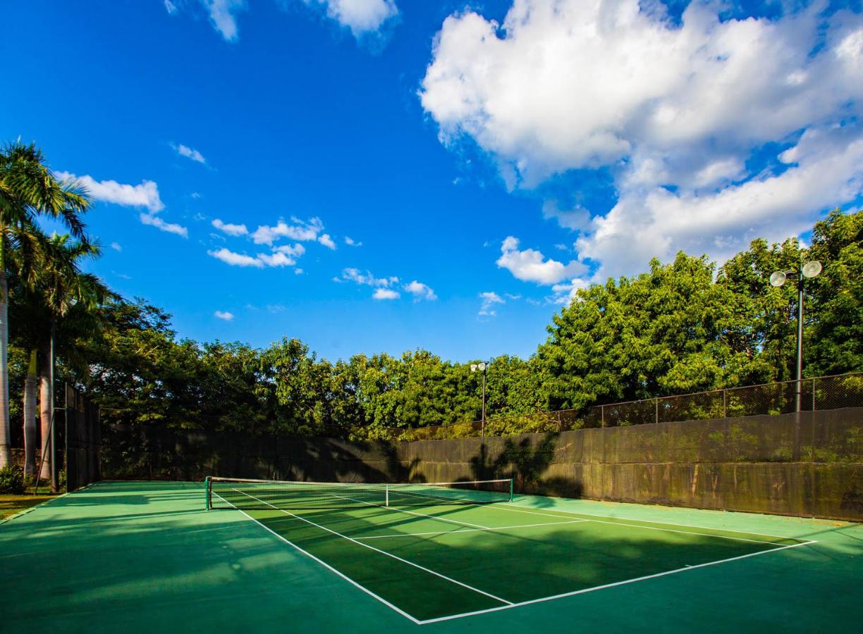 Luxury Vacation Rentals At Hacienda Pinilla photo