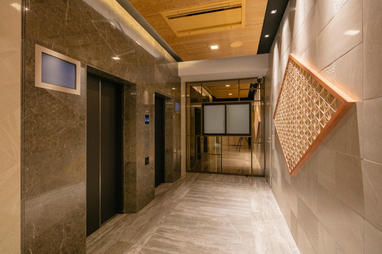 Ostay Vermillion Namba - 5