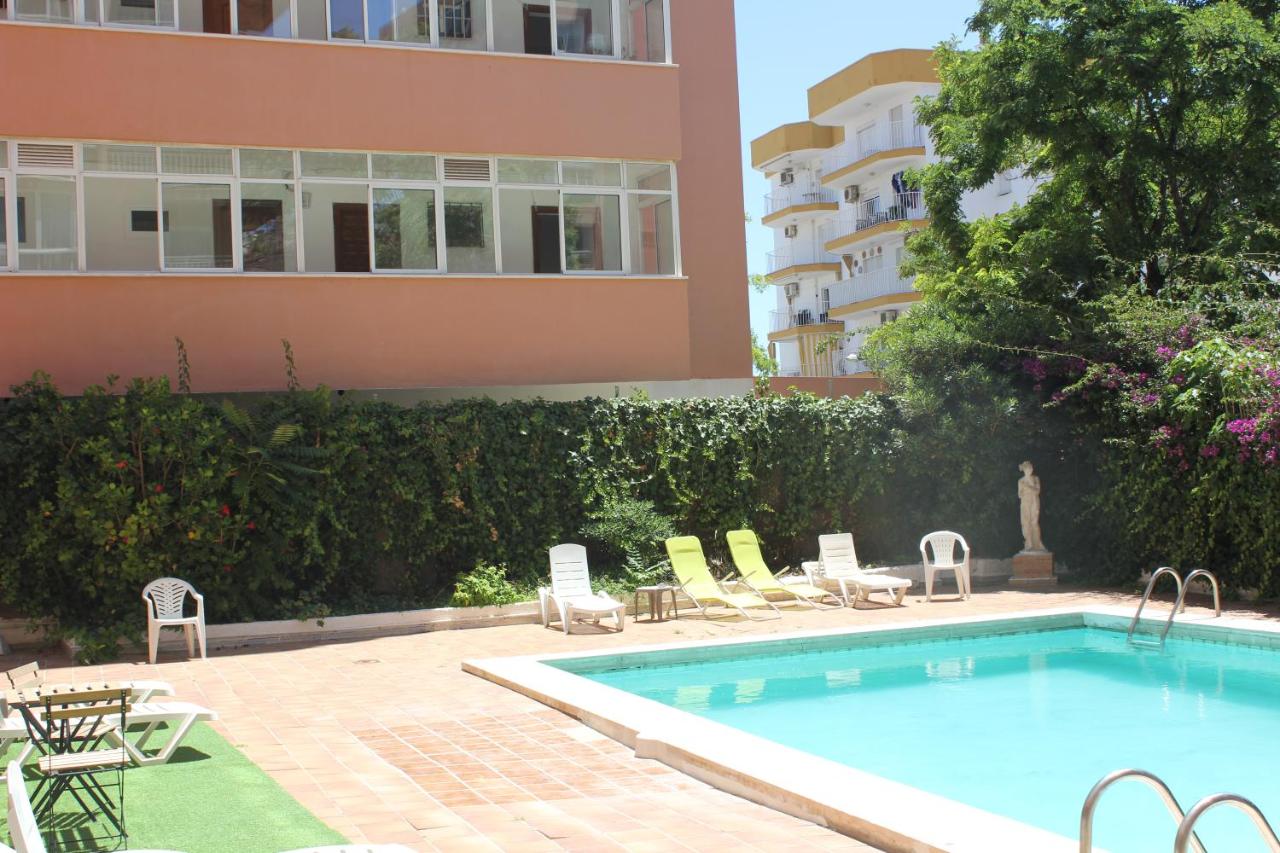 APARTAMENTOS EL VELERO VIP, Torremolinos – Updated ...