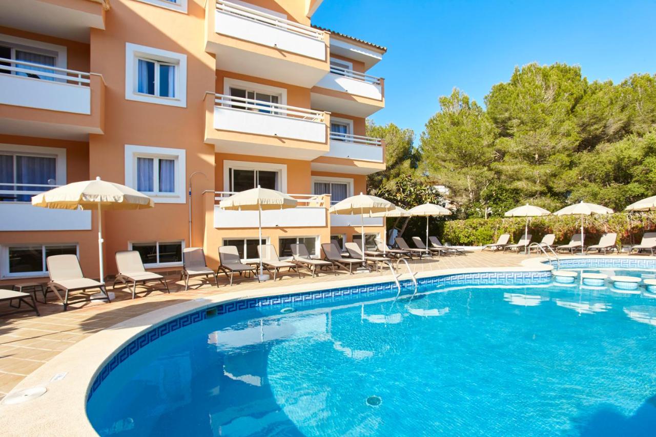 Universal Apartamentos Laguna Garden, Canyamel – Updated 2022 ...