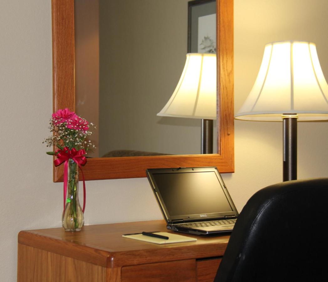 Homestead Inn and Suites — photo 21