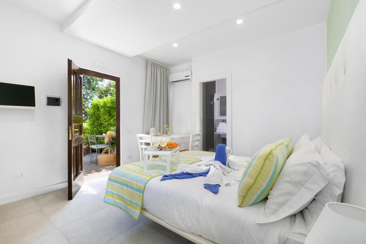 AMORE RENTALS - Villa Claudia photo