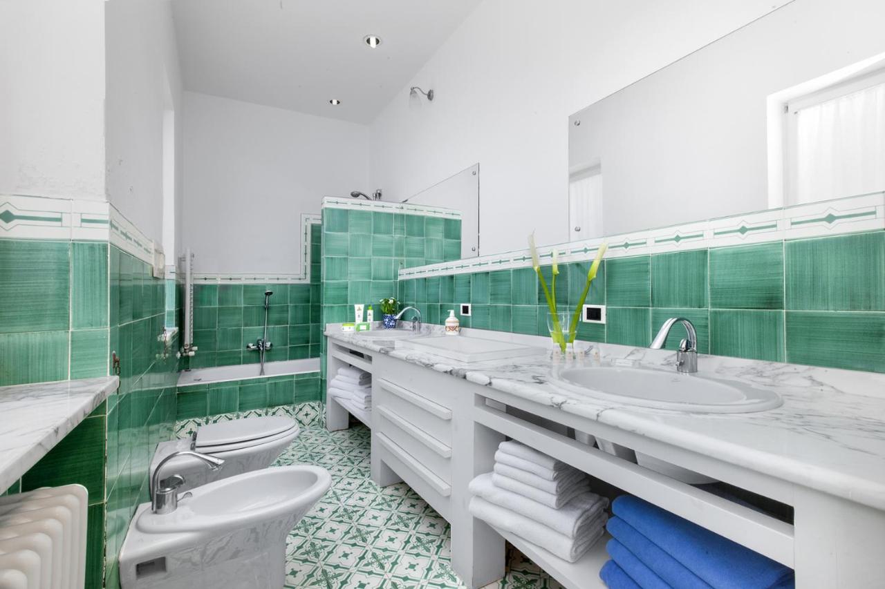 AMORE RENTALS - Villa Claudia photo