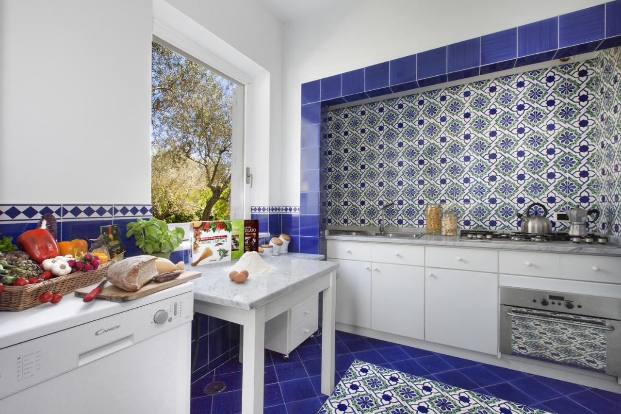 AMORE RENTALS - Villa Claudia photo