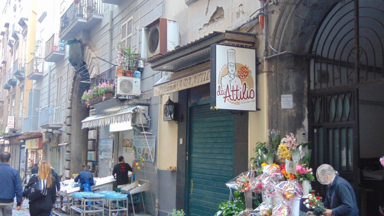 Neapolitan Flat B&B - 4