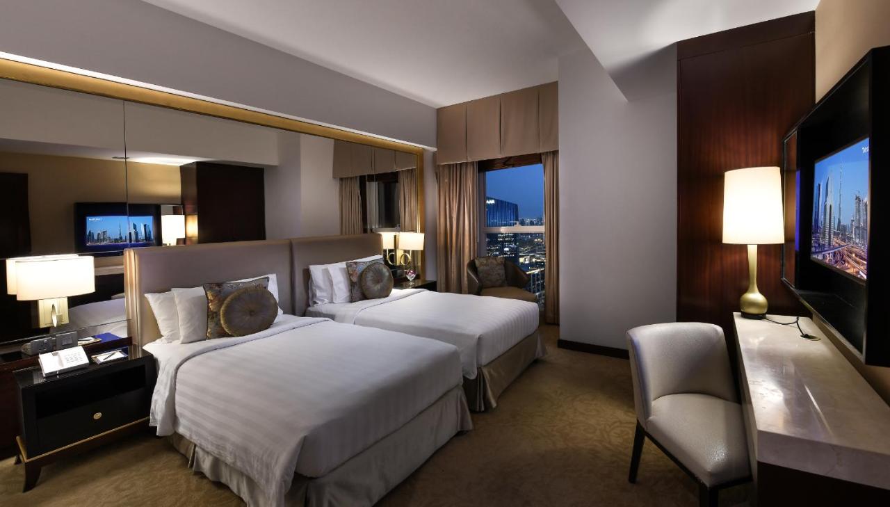 Dusit Thani Dubai photo