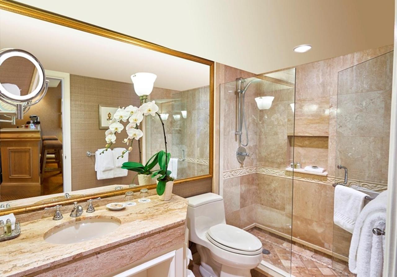 Wedgewood Hotel & Spa - Relais & Chateaux photo