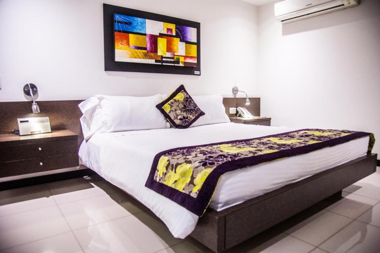 Hotel Golden Palermo photo