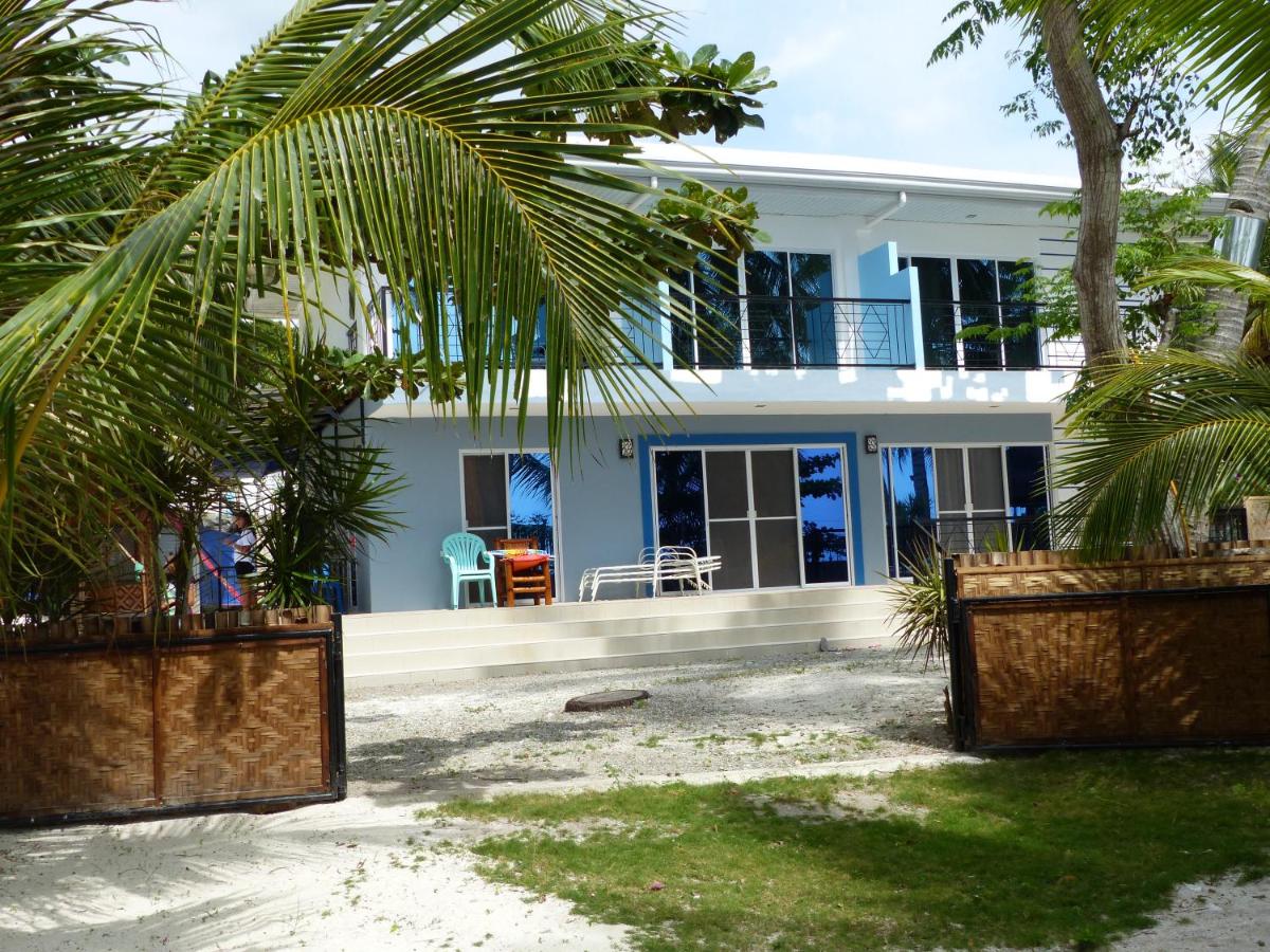 Image: D & B BLUESTAR BEACH RESORT