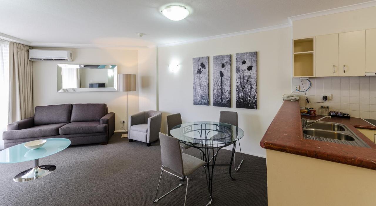 West End Central Apartments photo