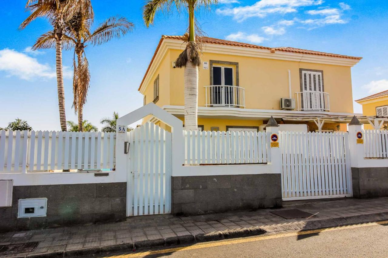 W Villa - Sonneland, San Bartolomé de Tirajana – Updated 2022 ...