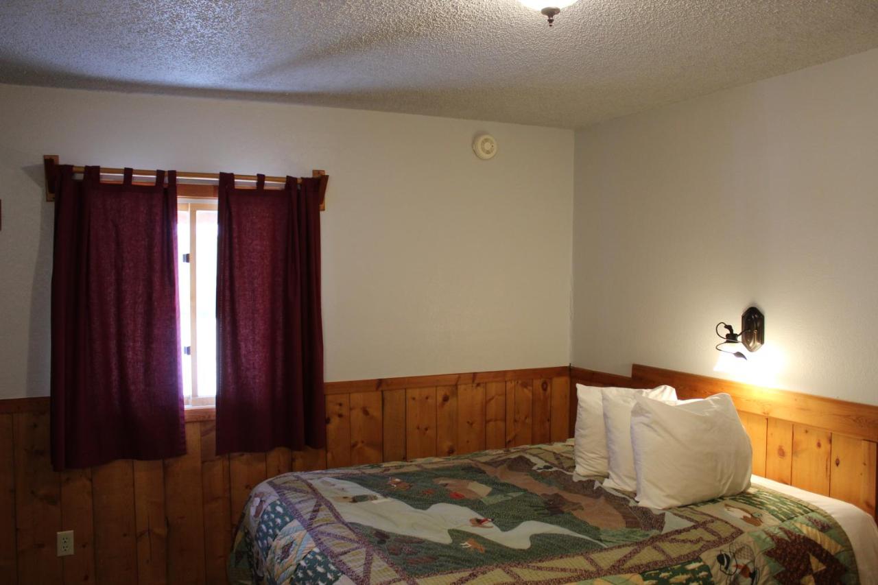 Alpine Motel — photo 18