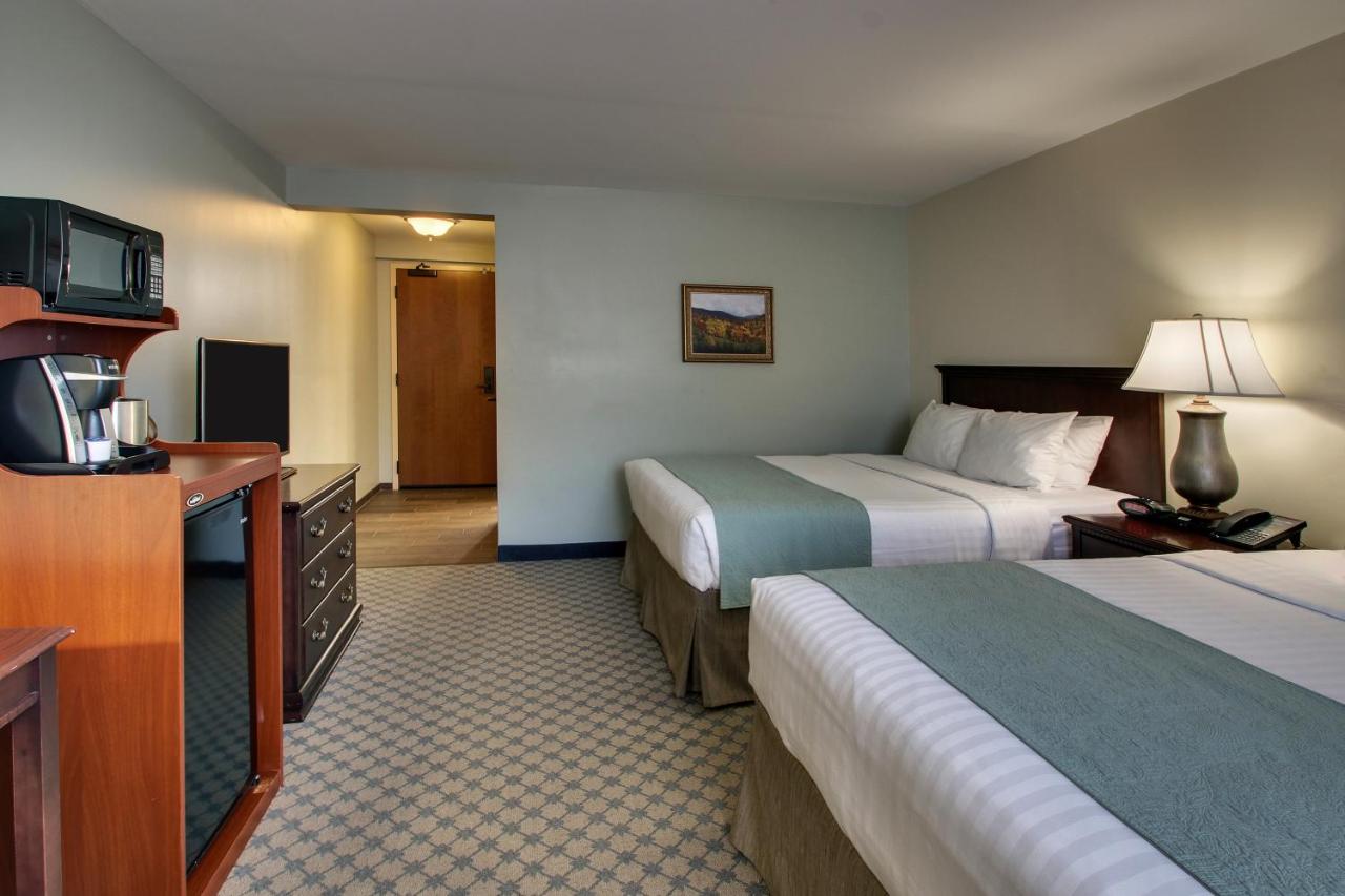 Carriage Hill Motel Inc — photo 16