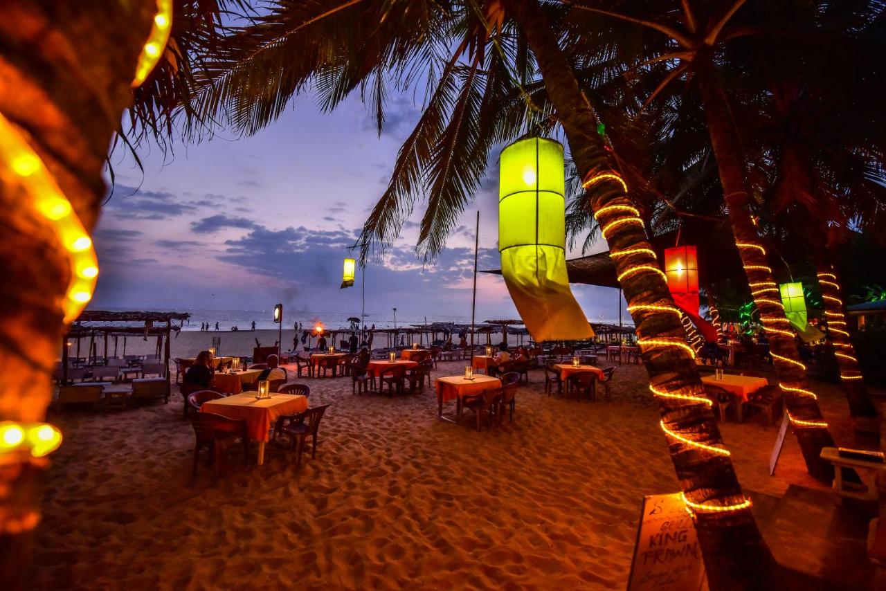 Image: International Beach Hotel & Restaurant