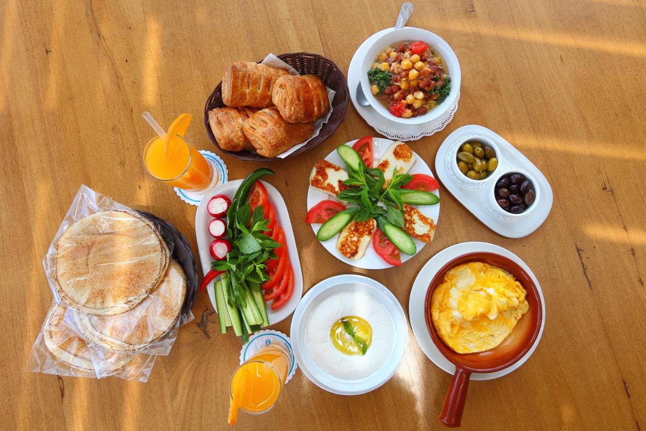 La Siesta Hotel & Beach Resort photo