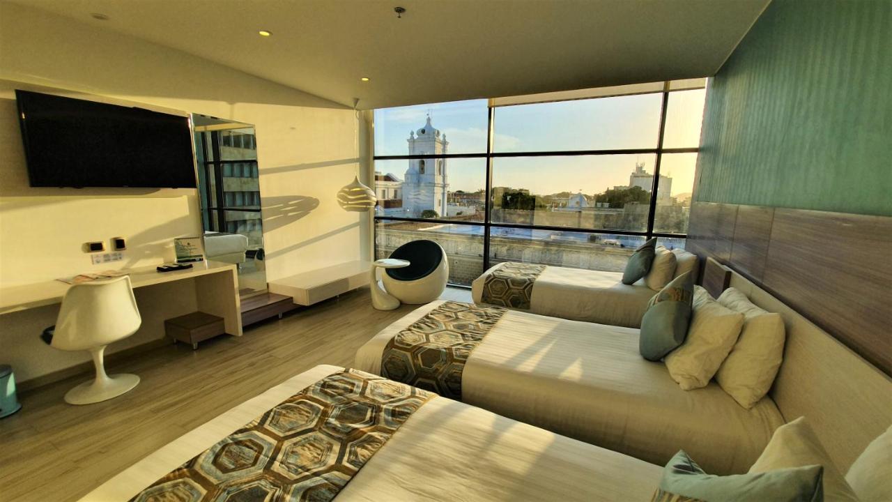 Hotel Catedral Plaza photo