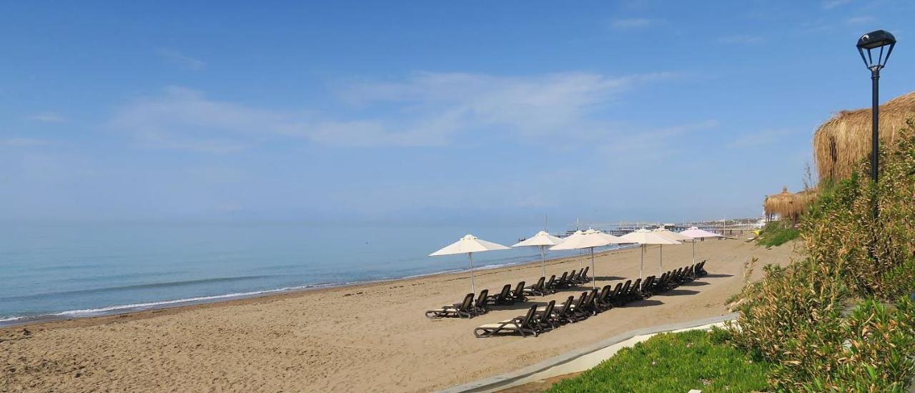 Hotel, plaża: Villa Aslam, Kadriye Mahallesi 236 Sokak No: 1-4 Tolerance Golf Sitesi C-1 Blok, Serik, Antalya