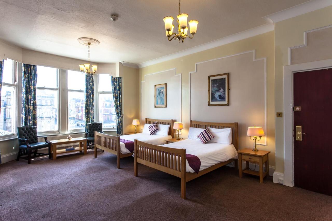 Scarisbrick Hotel, Southport - Laterooms