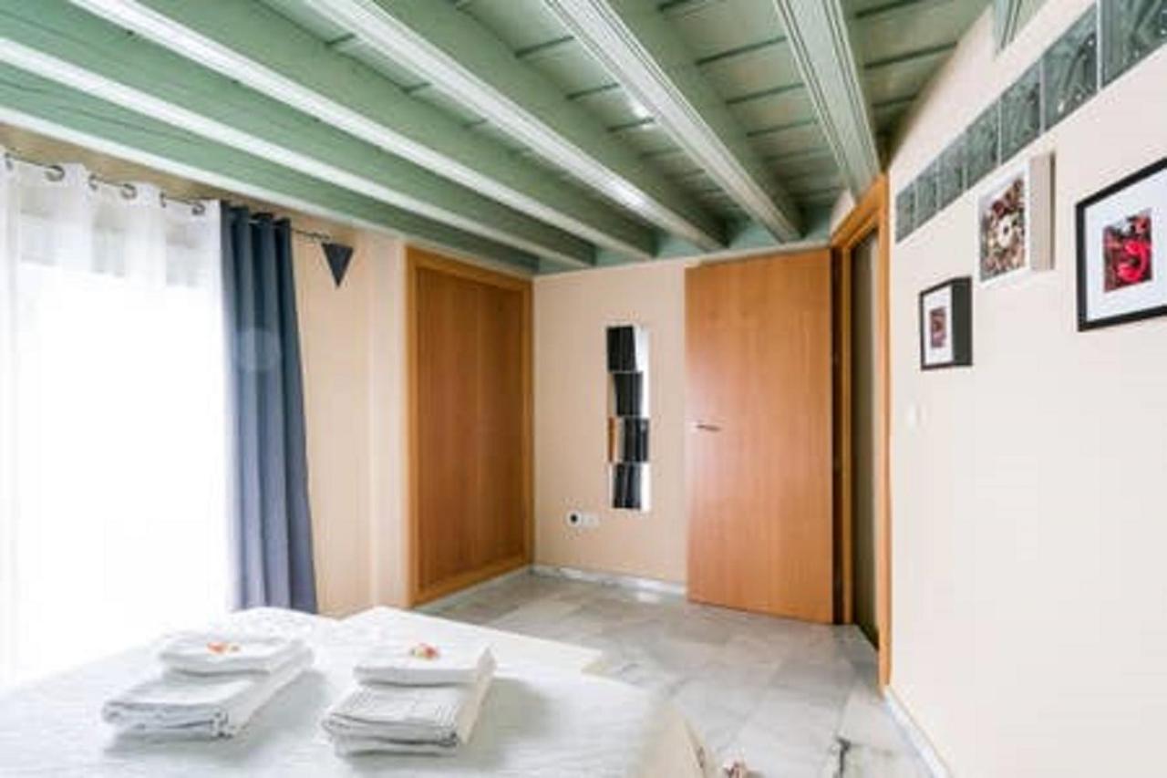 Sevilla Triana Plaza del Altozano, Sevilla – Bijgewerkte ...
