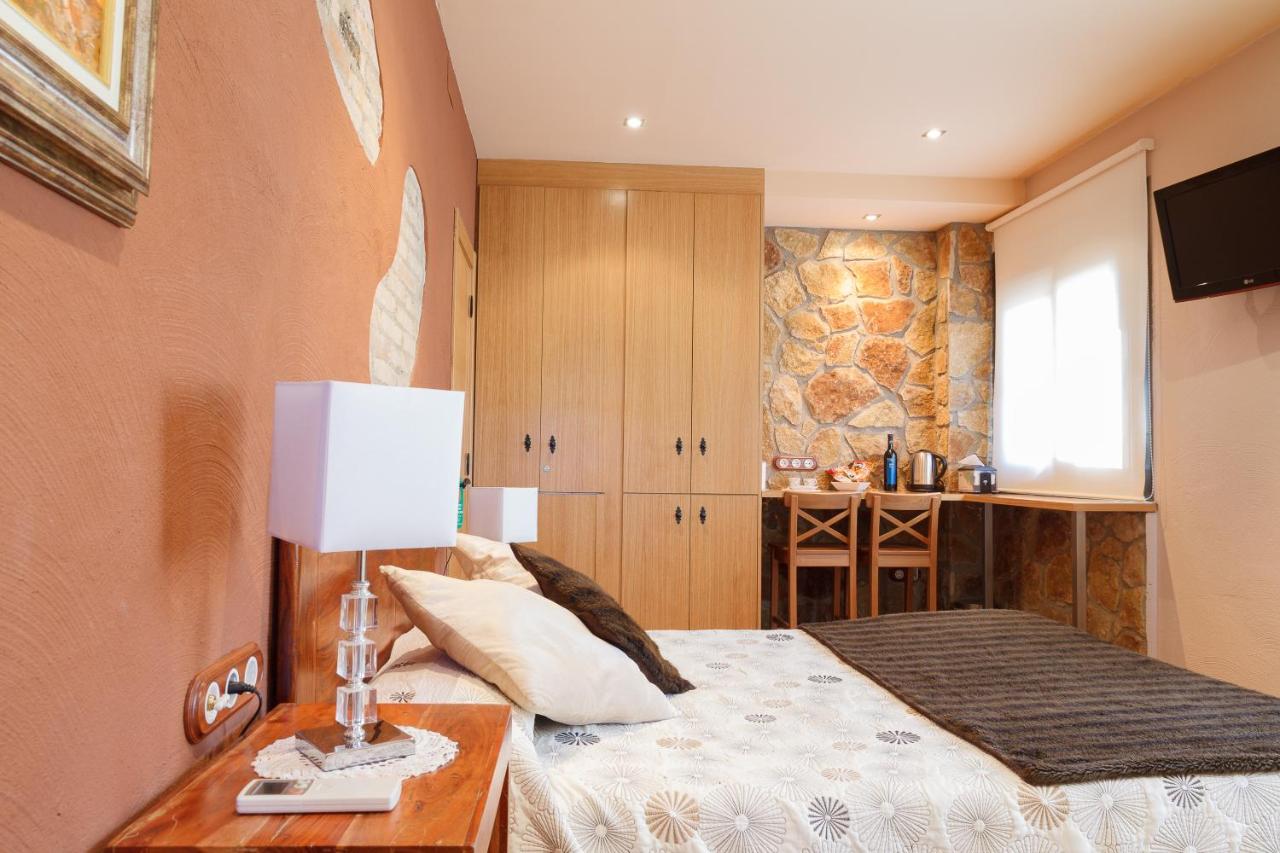 El Molí de Pontons suites con jacuzzi spa, Pontons – Precios ...