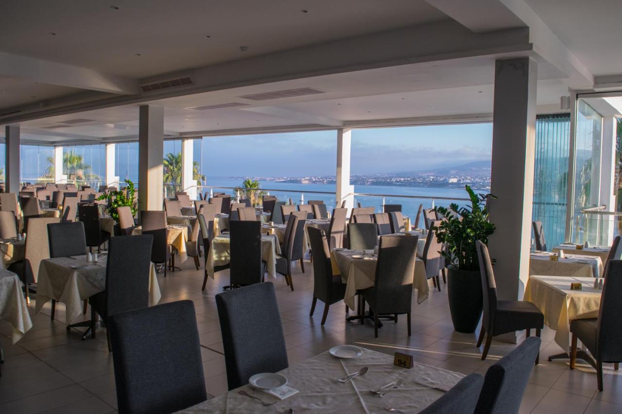 Theo Sunset Bay Hotel photo