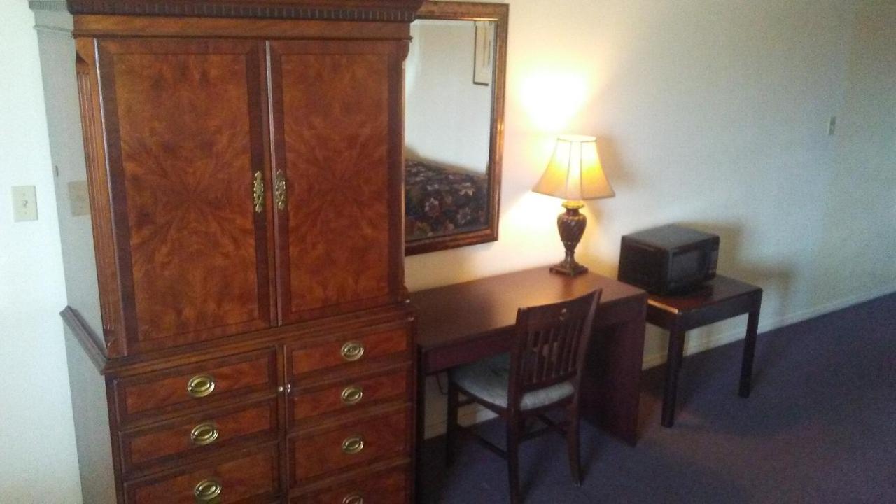 Sunshine Motel — photo 9