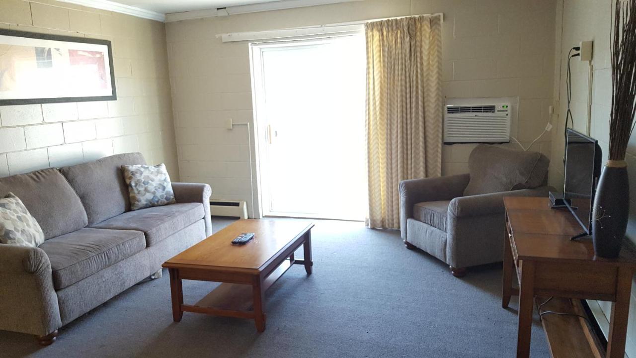 Sea Breeze Motel — photo 11