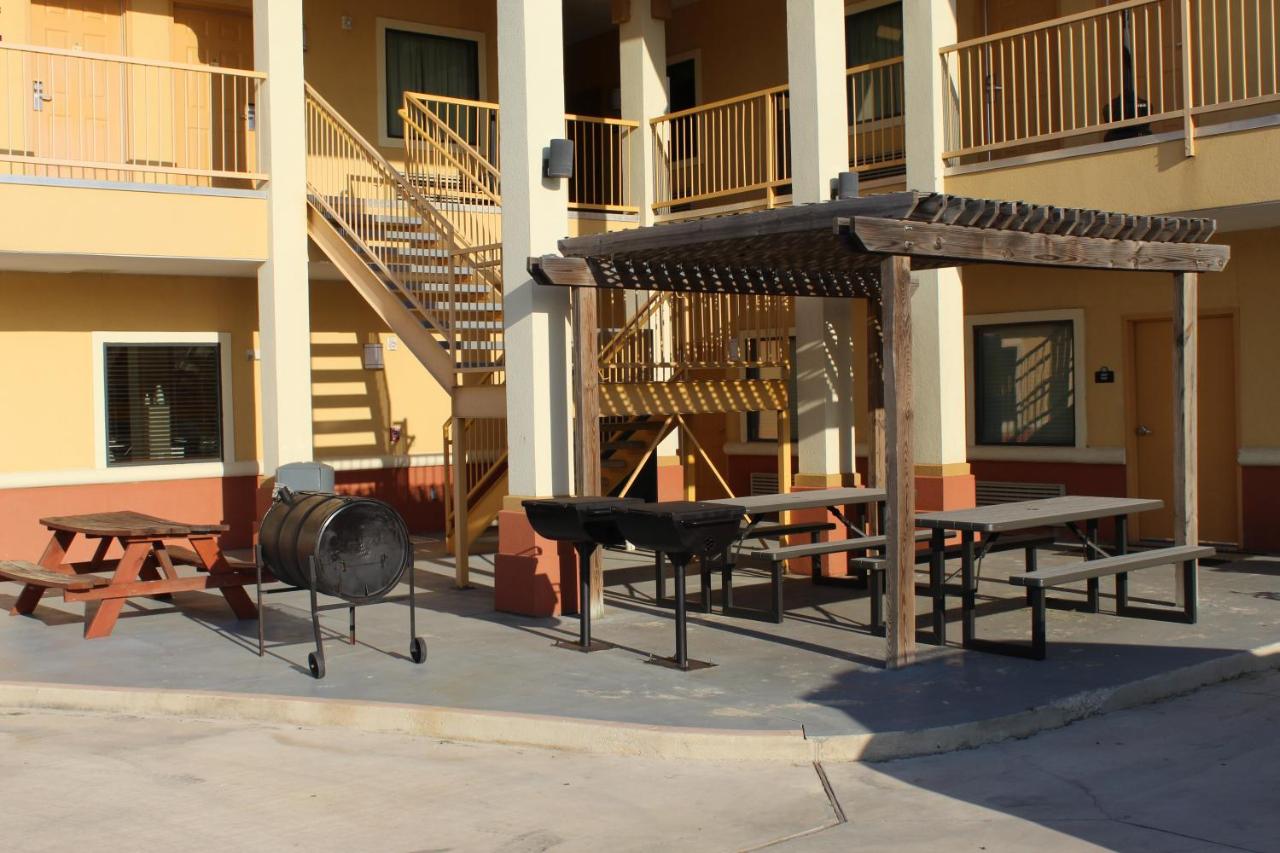Horizon Inn & Suites — photo 22