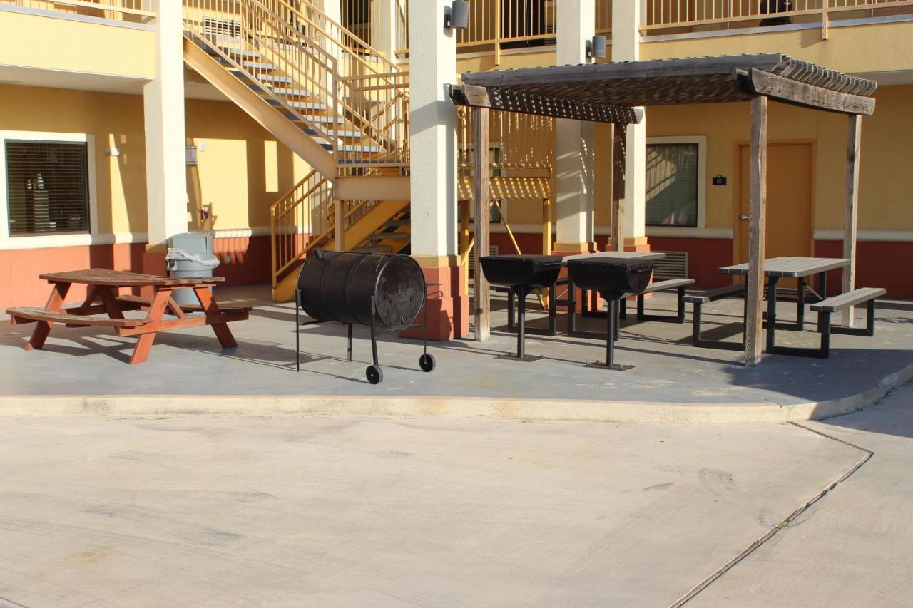 Horizon Inn & Suites — photo 23