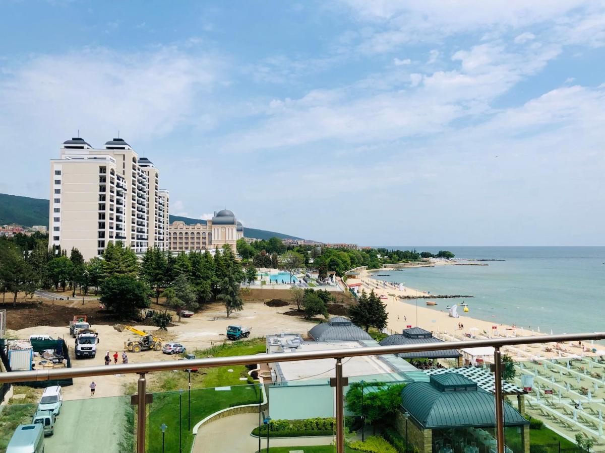 Beach: Apartments In Sunny Bay