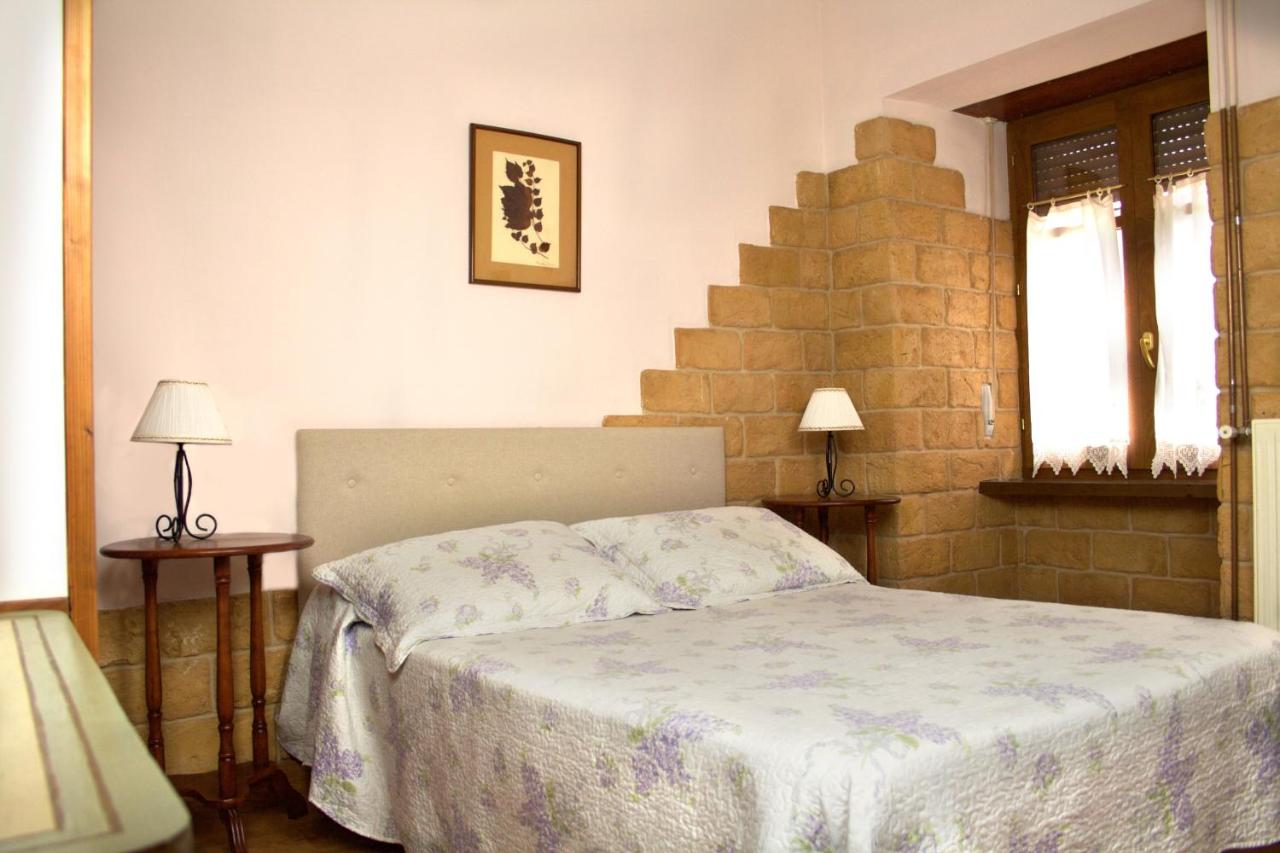 Hostal El Palacio, Valencia de Don Juan – Updated 2022 Prices