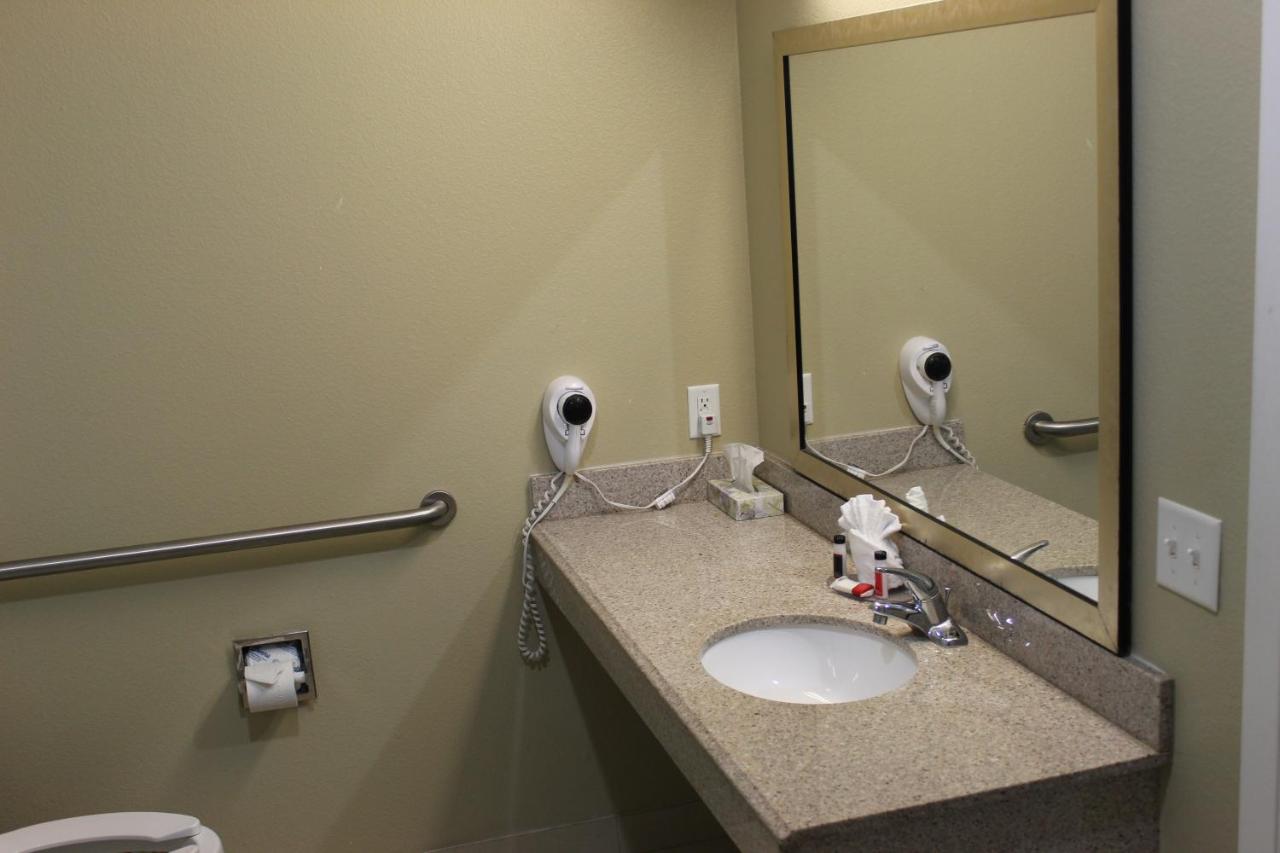 Horizon Inn & Suites — photo 8