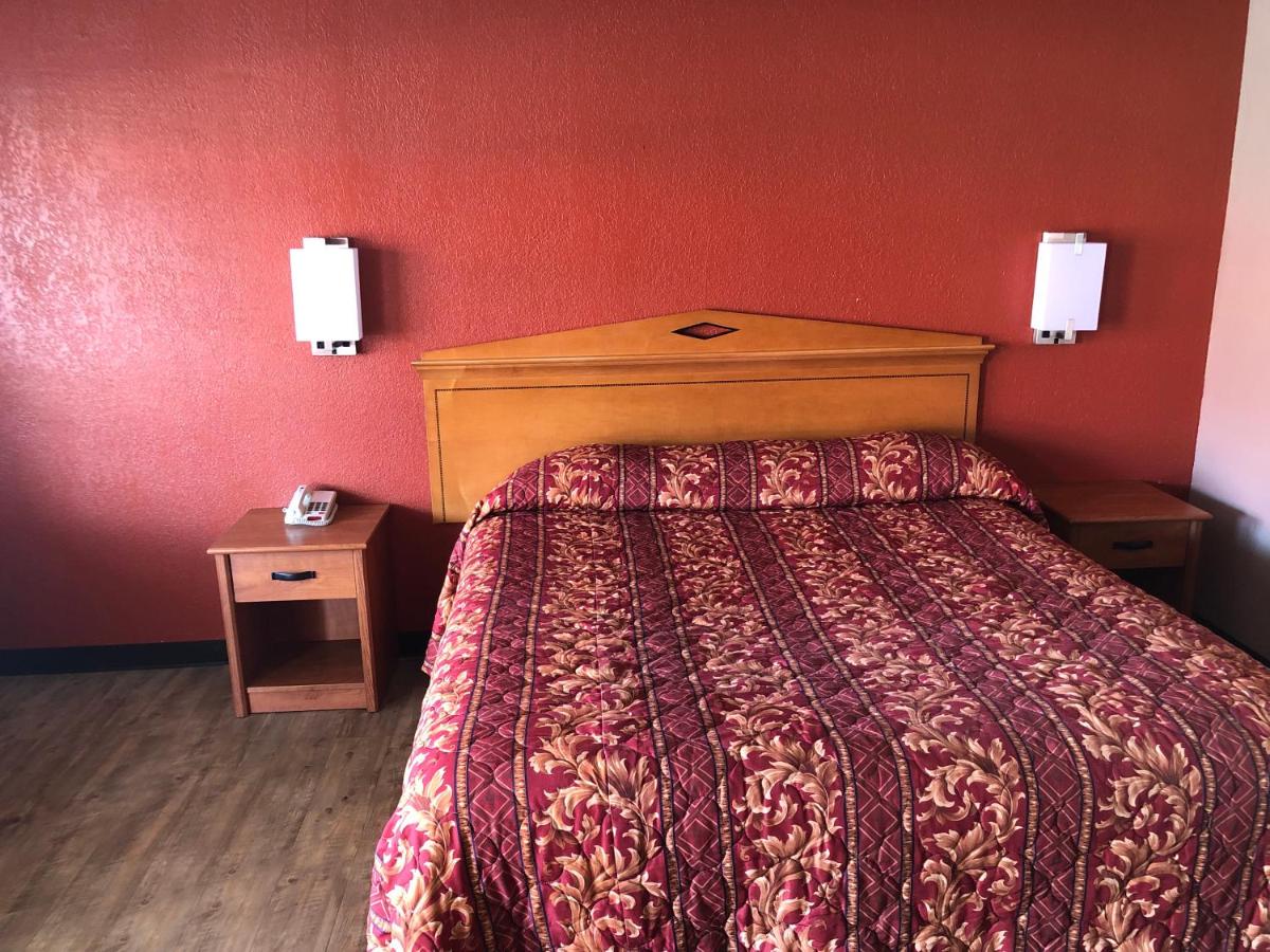 Budget Inn Albany — photo 9