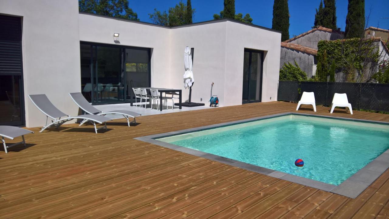 Villa piscine Sud France (France Verzeille) - Booking.com