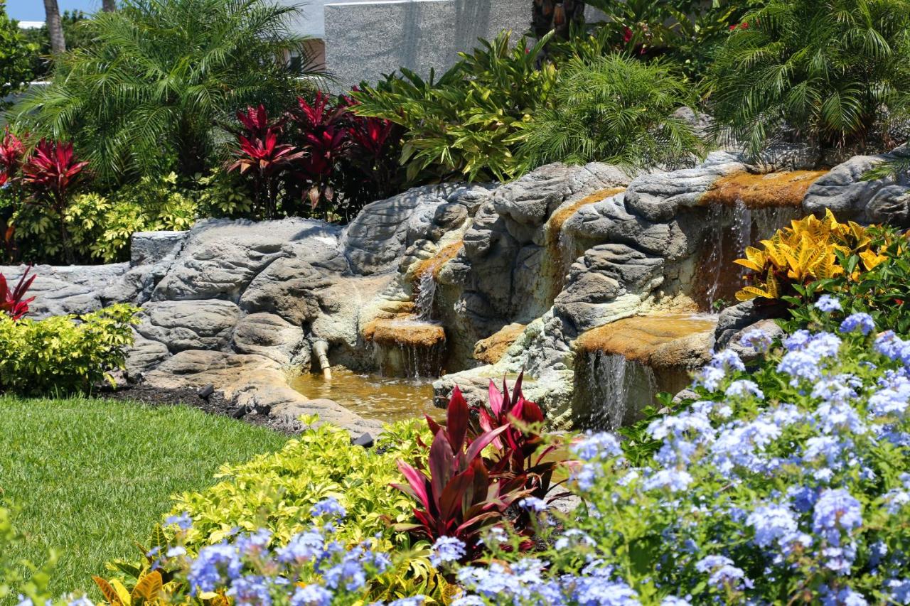 La Fiesta Ocean Inn & Suites — photo 15