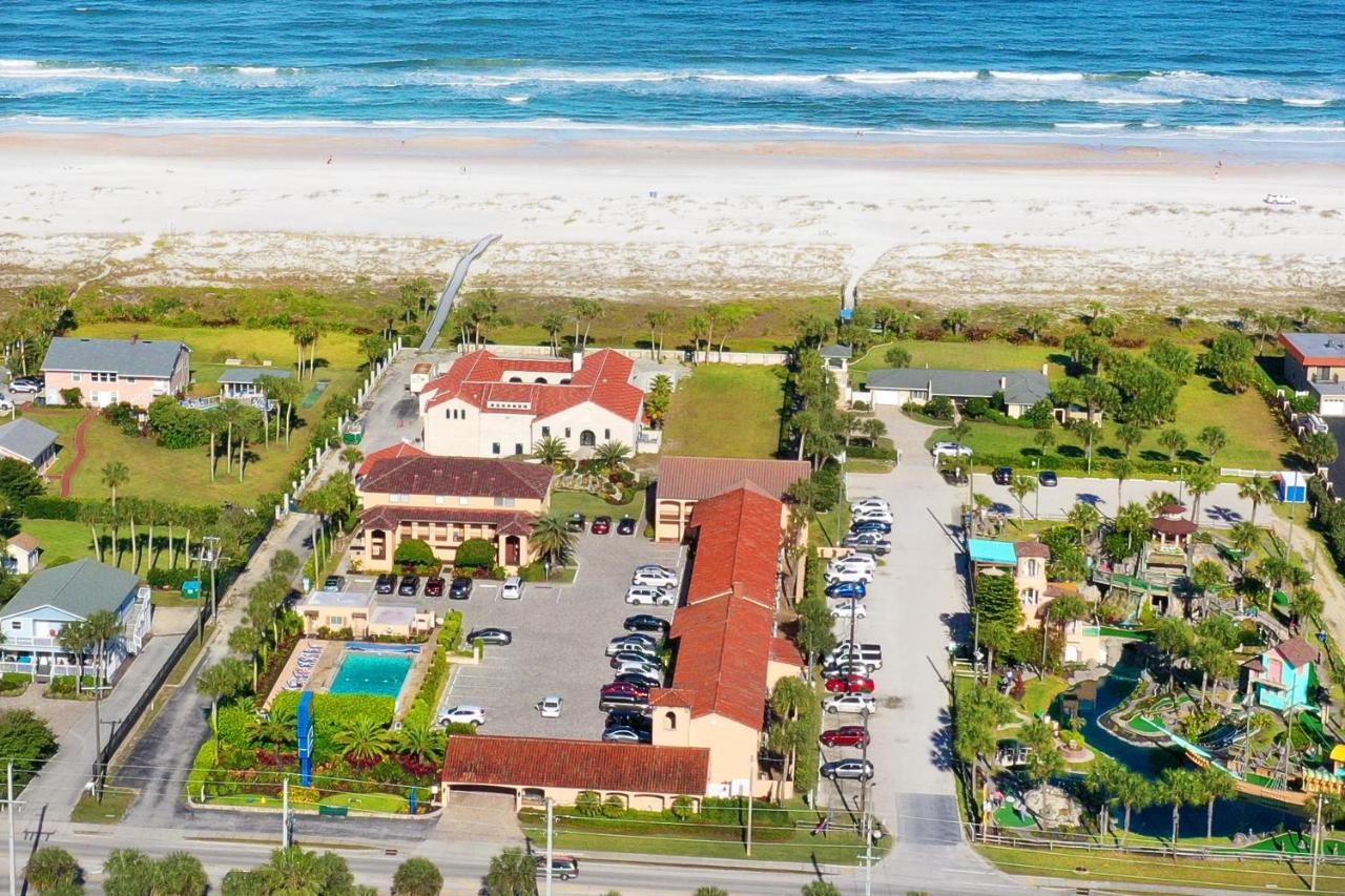 La Fiesta Ocean Inn & Suites — photo 10