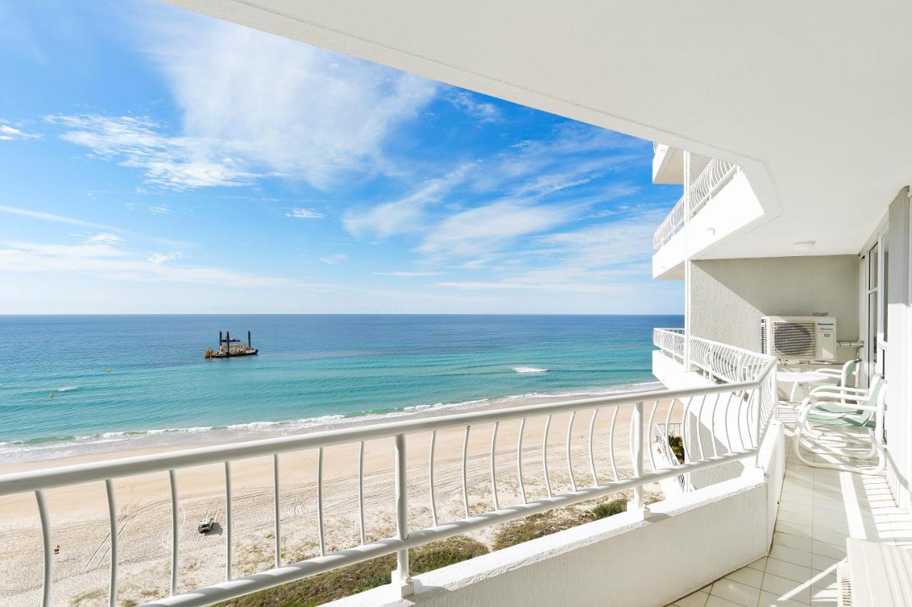 19th Avenue on the Beach photo