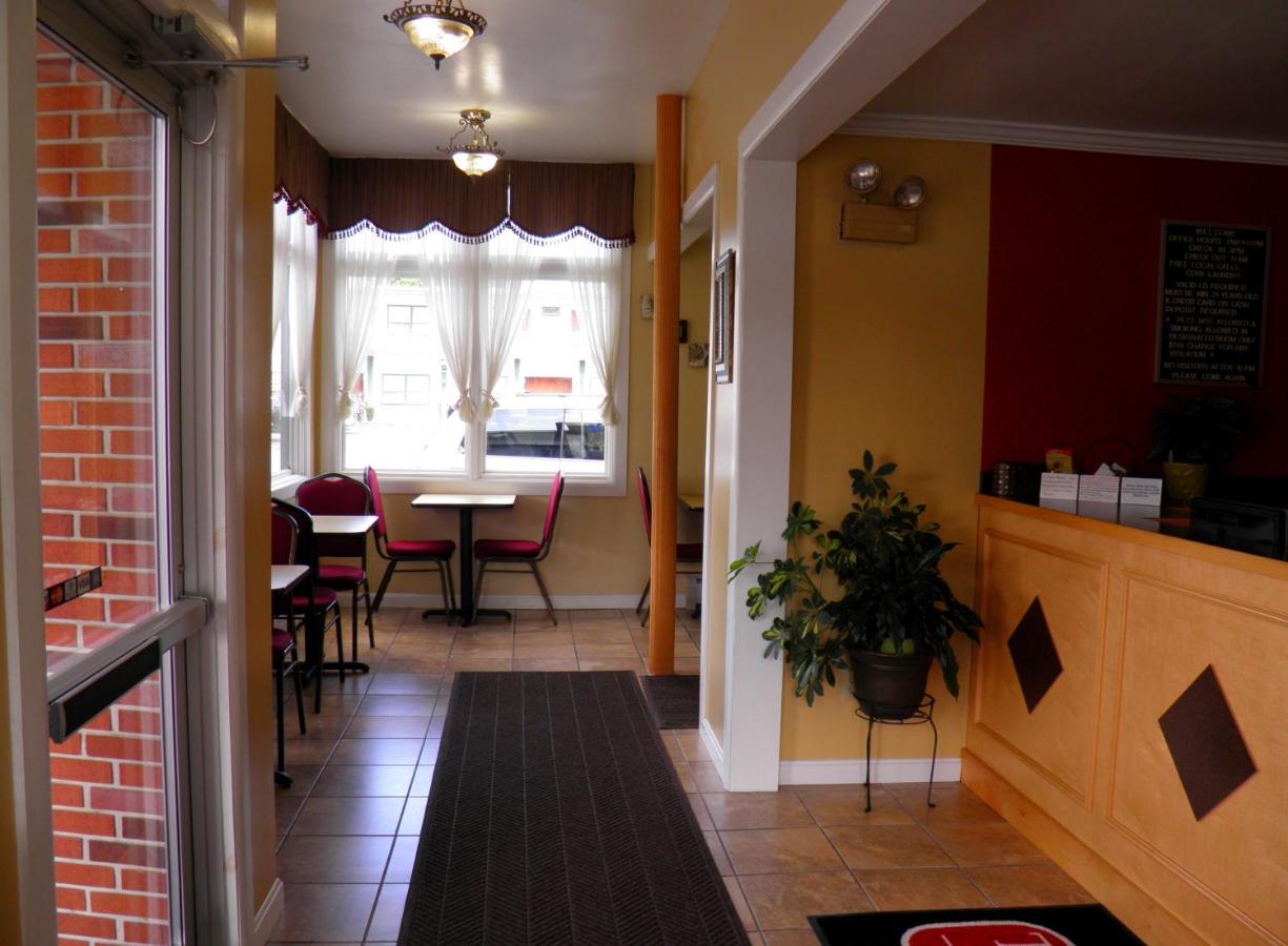 Travelers Inn — photo 13